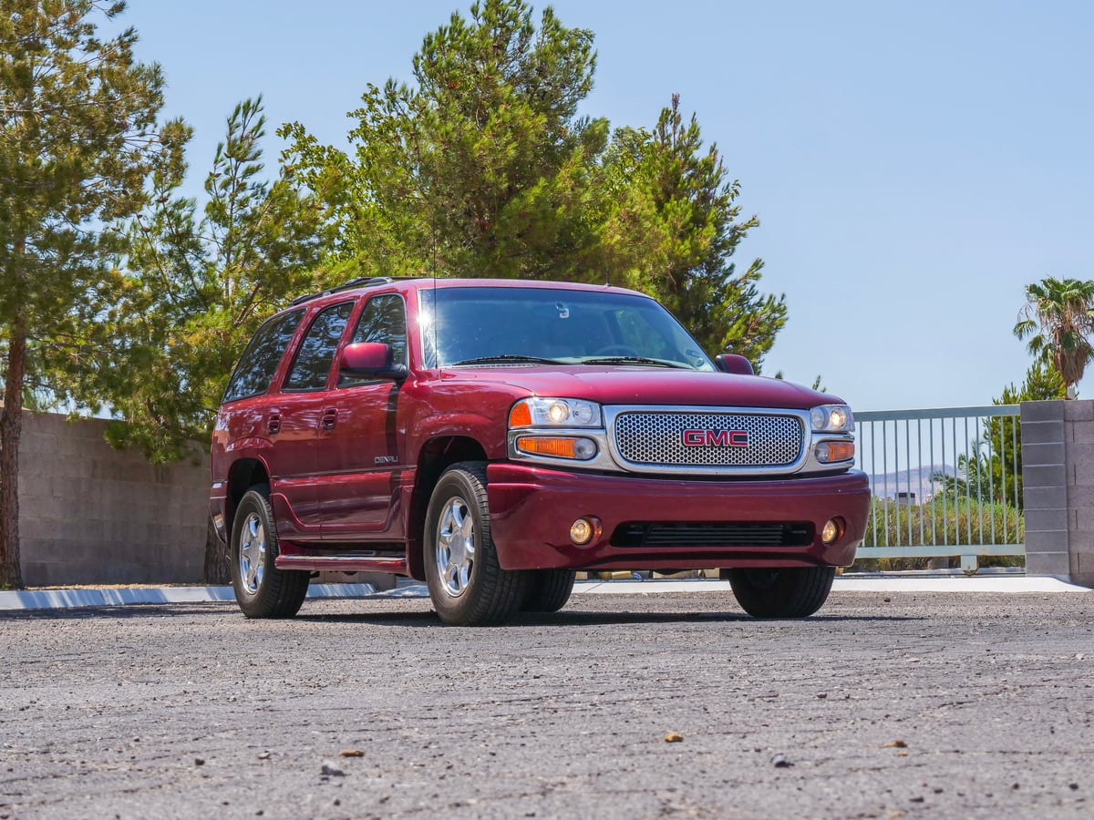 2002 GMC Yukon, 1